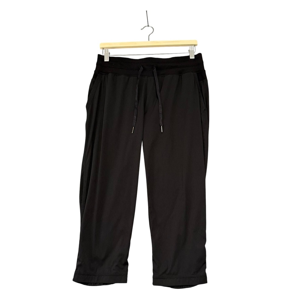Lululemon | Dance Studio Crop Pants Black Ribbed Swift Size 8